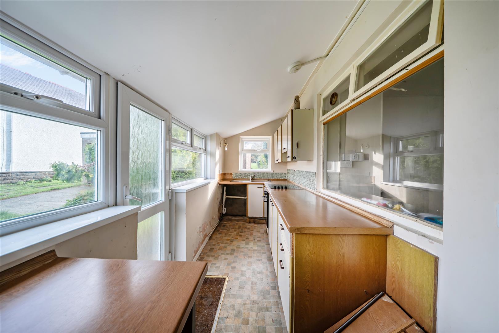 West End, Penclawdd, Swansea, SA4 3YX